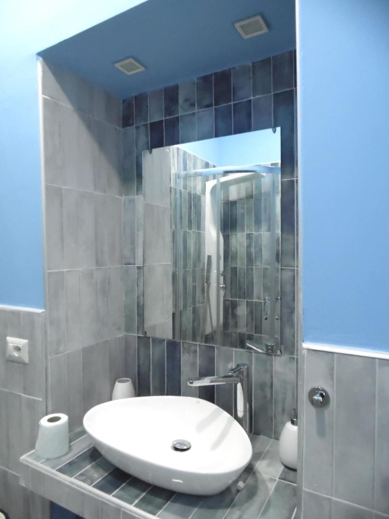 Mithra Apartment Centro Storico Naples Extérieur photo