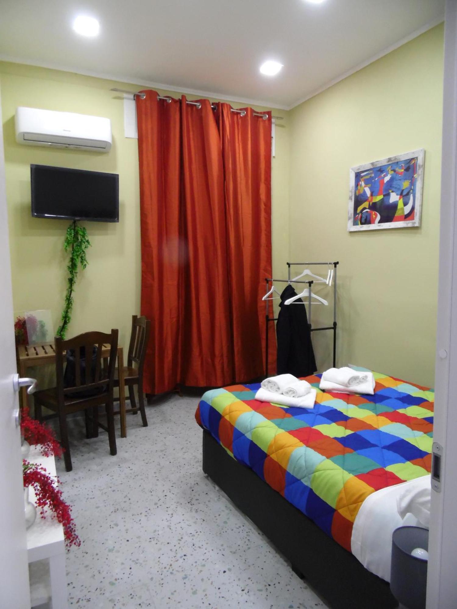 Mithra Apartment Centro Storico Naples Extérieur photo